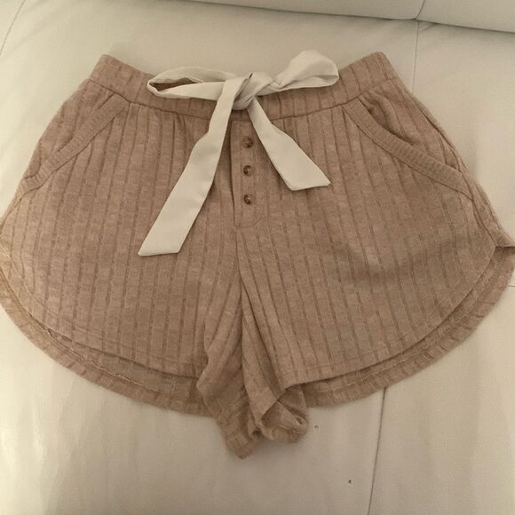 Abercrombie & Fitch Women’s Pajama Short Pockets Tan Size XS - Picture 1 of 7